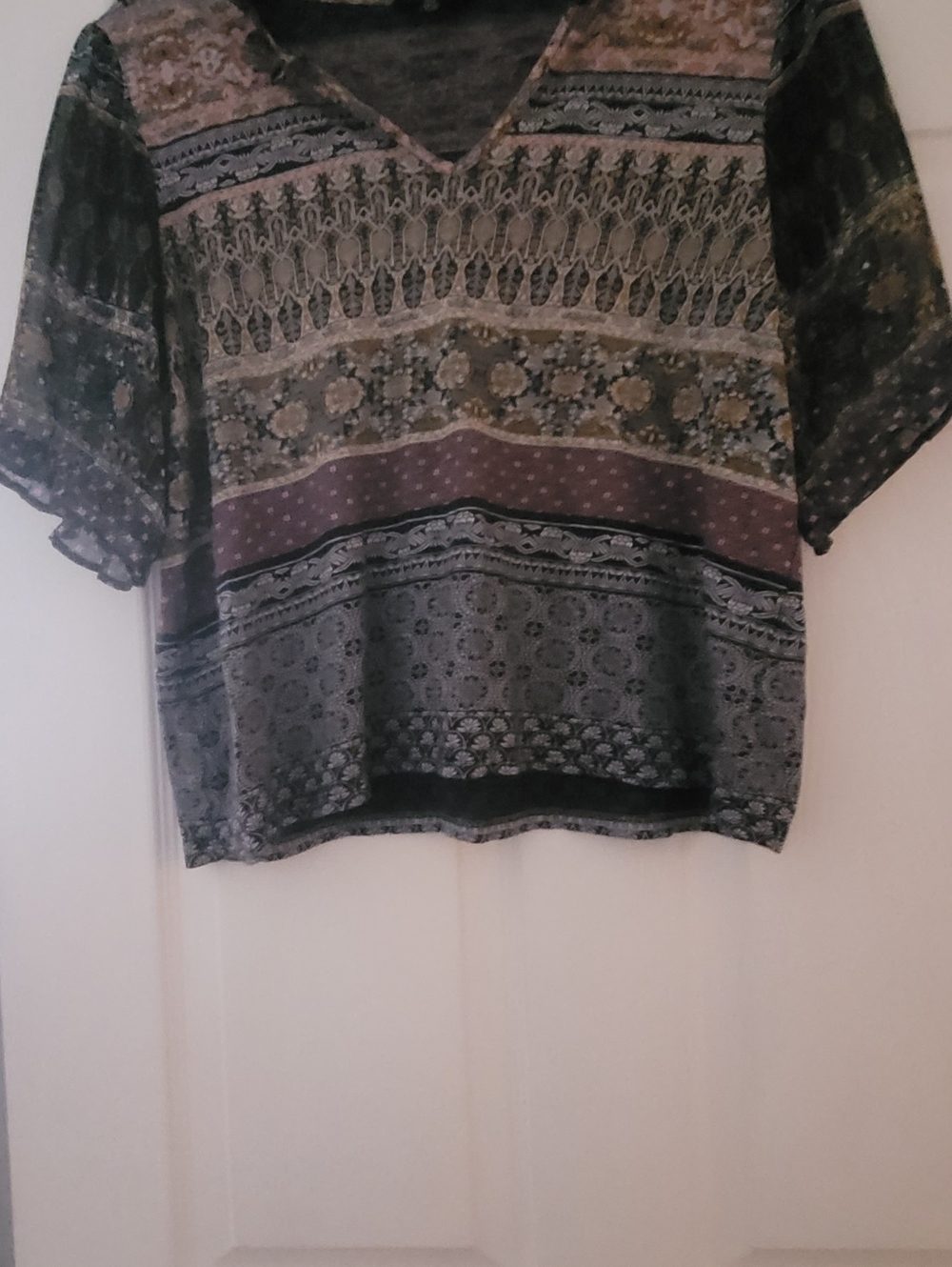 Lucky Brand Multicolor Patterned V-Neck Short Sleeve Top